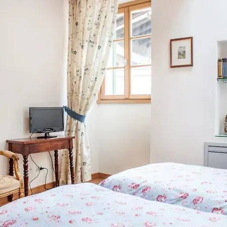 Torre Del Barbarossa Foresteria 3*