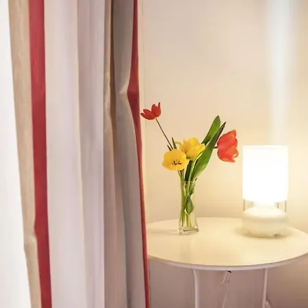 Torre Del Barbarossa Foresteria 3*