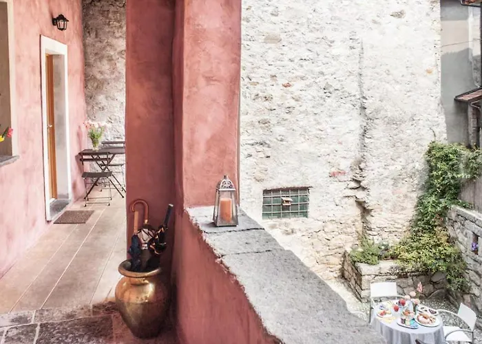 Torre Del Barbarossa Foresteria Отель типа 