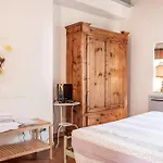 Torre Del Barbarossa Foresteria 3* 만델로델라리오