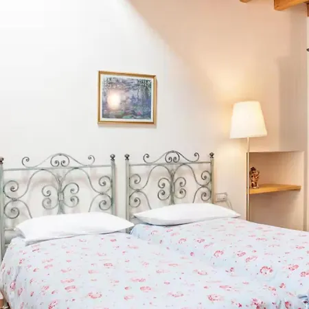 Torre Del Barbarossa Foresteria