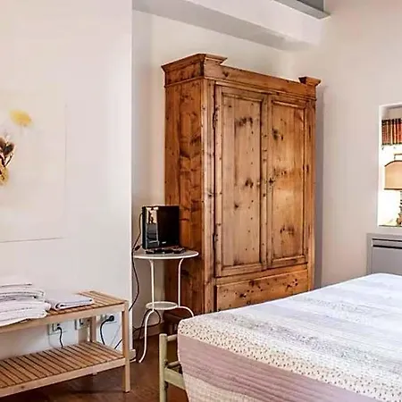 Torre Del Barbarossa Foresteria 3*