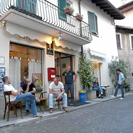 Torre Del Barbarossa Foresteria 3*