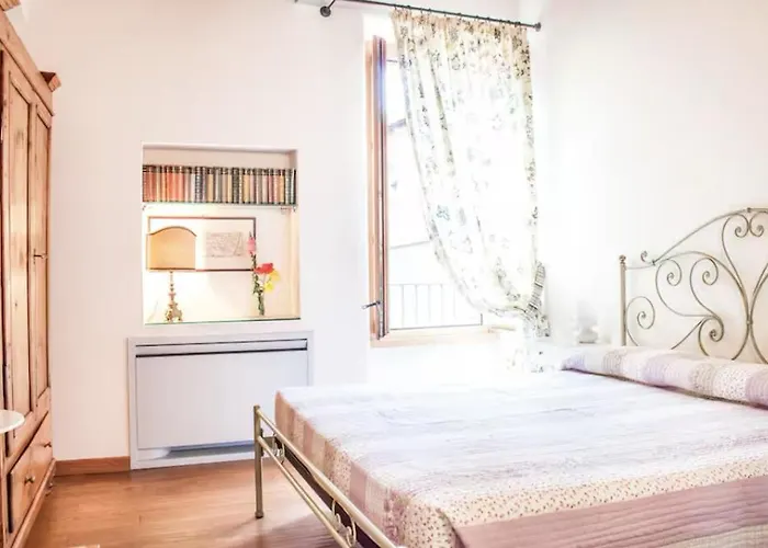 Torre Del Barbarossa Foresteria