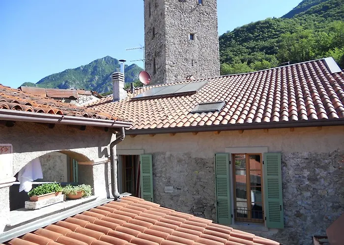 فندق مبيت وإفطار Torre Del Barbarossa Foresteria 3*